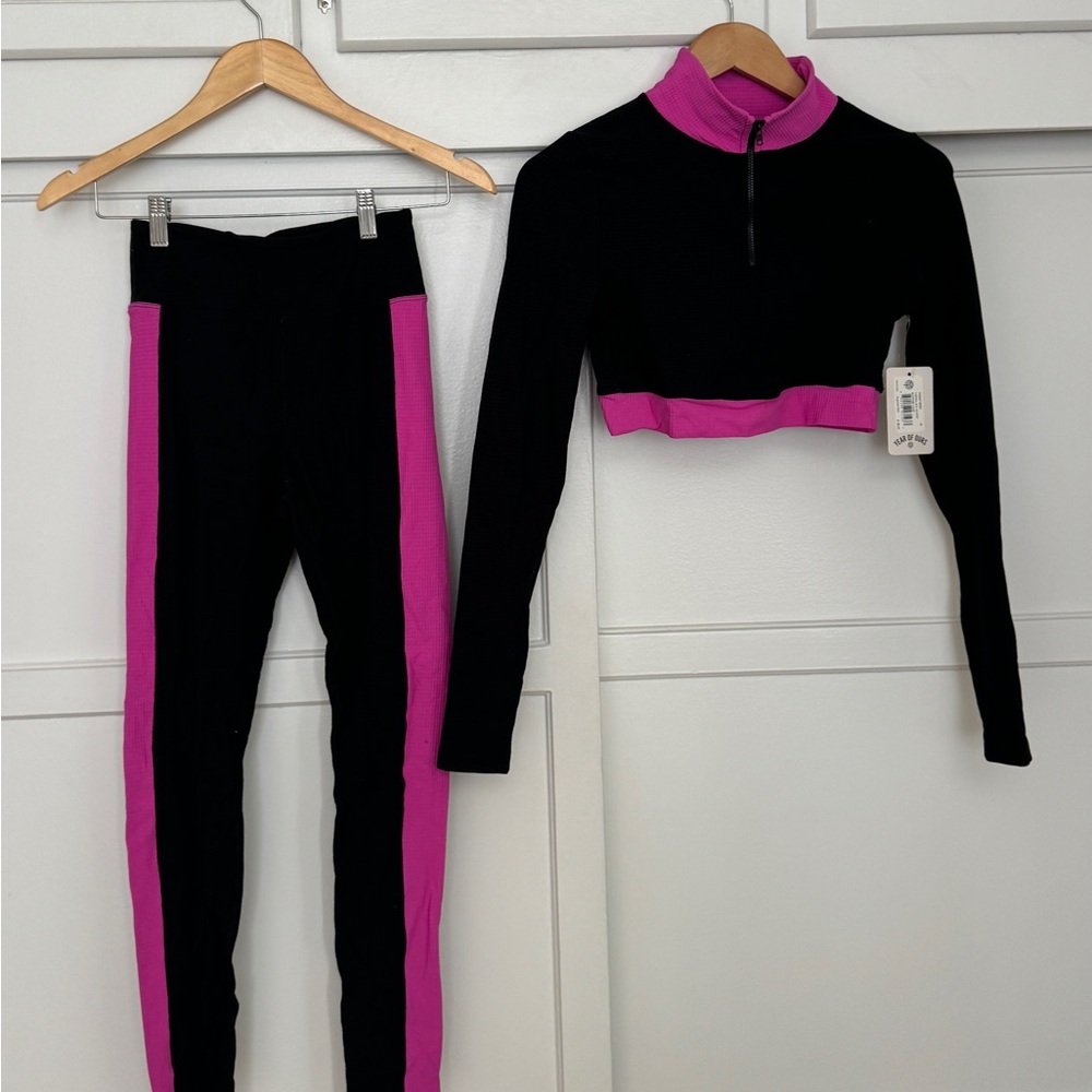 Year of Ours NWT leggings set size S/M